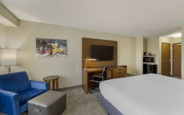 Best Western Plus Henderson Hotel
