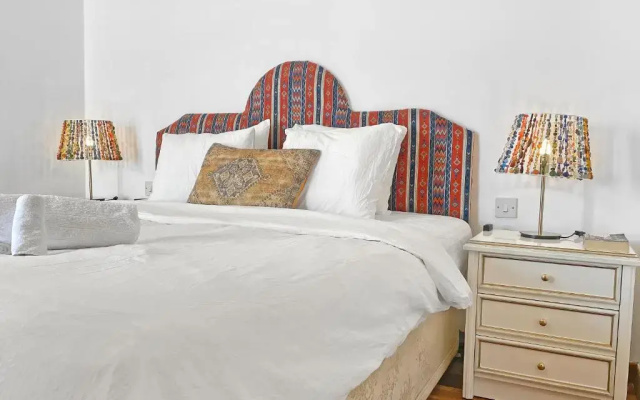 180 SEAVIEW Apt. right on famous beach promenade