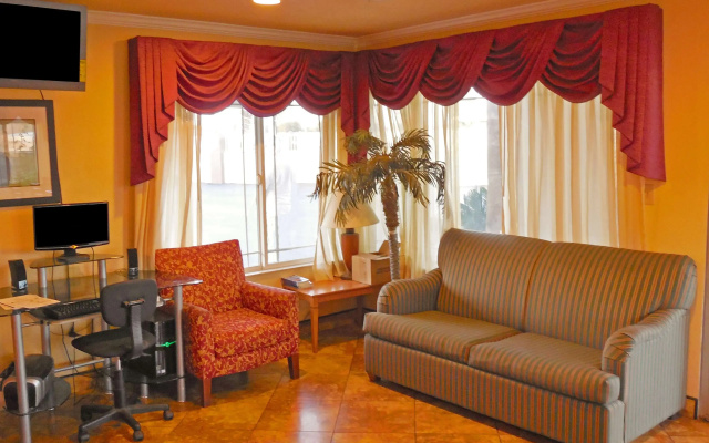 Americas Best Value Inn Hanford