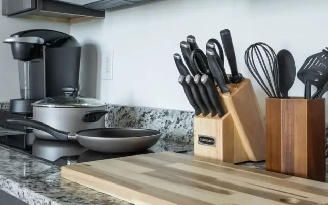 Sosuite Studio w W/d, Gym, On-site Restaurant