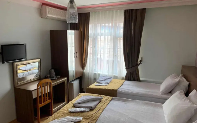 Yakut Hotel