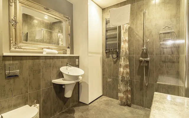 Africana by Grand Apartments