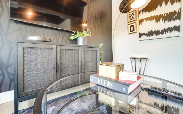 Modern Nashville Studio ~ 5 Mi to Downtown!