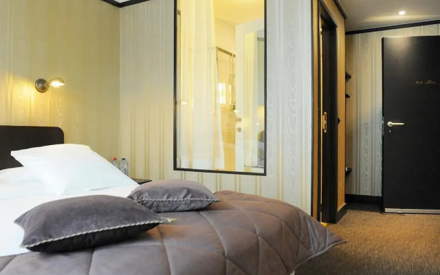 Latroupe Hotel Le Berger.