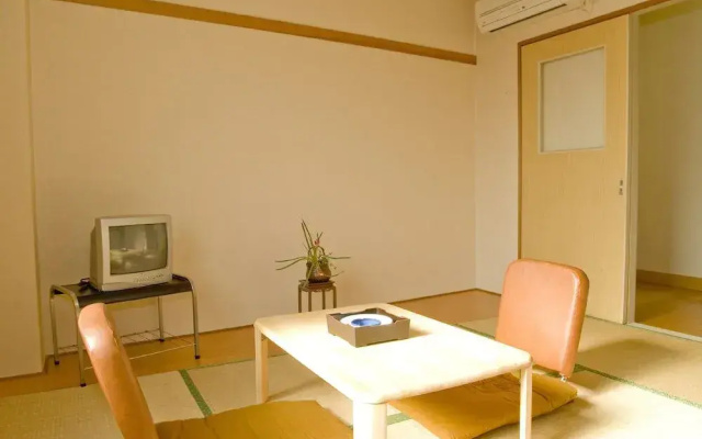 Aoi Hotel