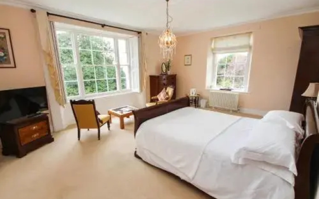 St Johns Manor