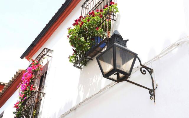Отель Mi Casa en Córdoba вид на фасад