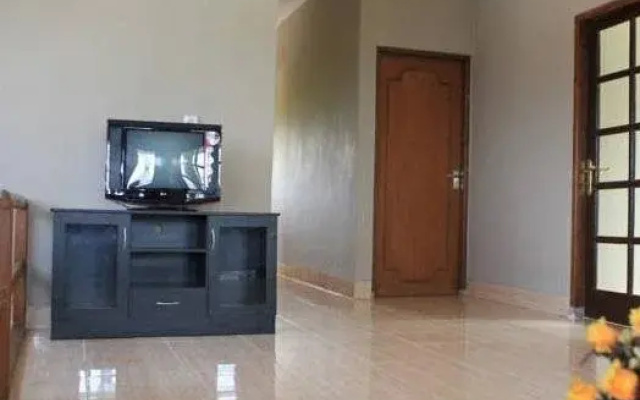 Kampung Padi - Dago Guest House