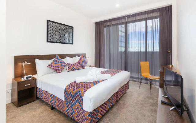 City Edge Dandenong Apartment Hotel