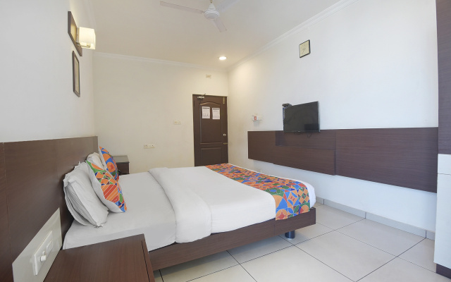 FabHotel White Clouds