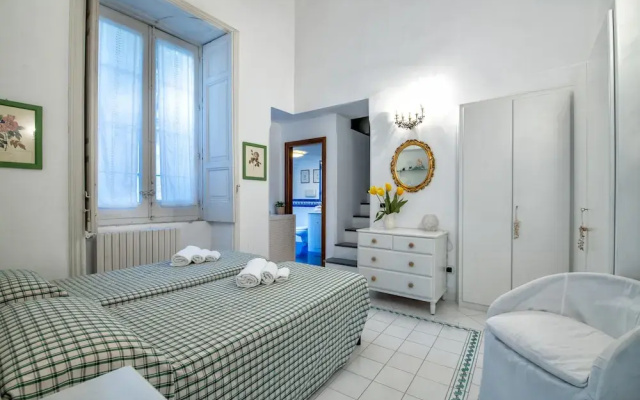 Upscale Central Amalfi Apartment In 19th-century Building