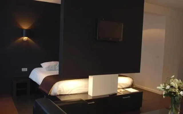 Hotel Victory