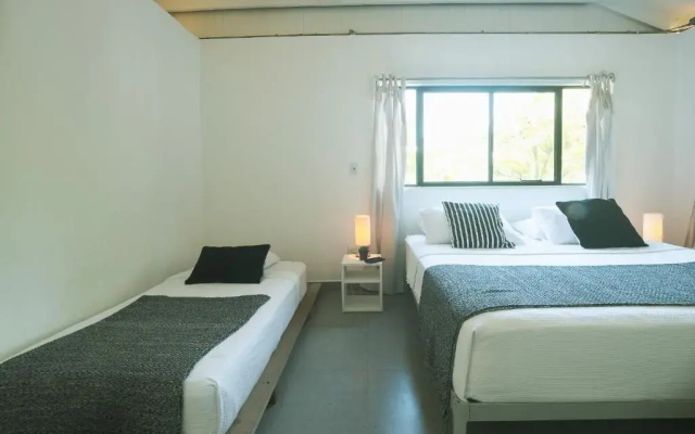La Negra Surf Hotel
