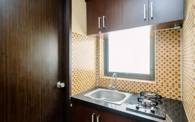 Modern Look Studio At Kebagusan City Apartment
