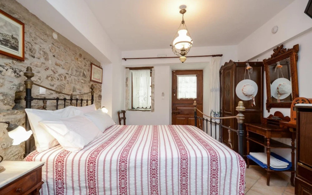 Venetiko Apartments