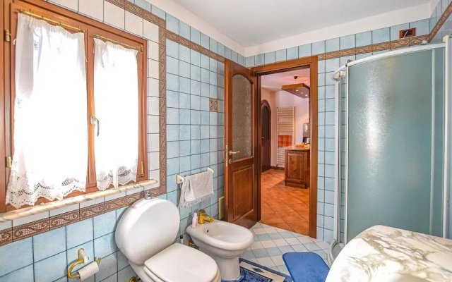 Amazing Home in Luino With 2 Bedrooms