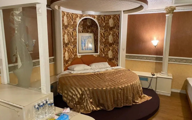 Amazing Golden Hostel