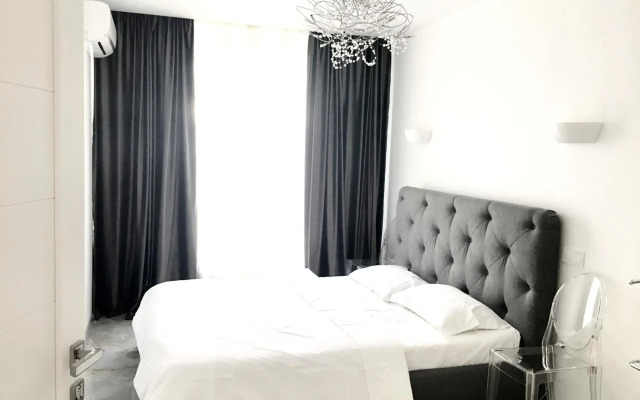 4-room jacuzzi apartment
