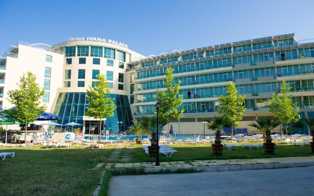 Отель Ivana Palace Солнечный берег вид на фасад