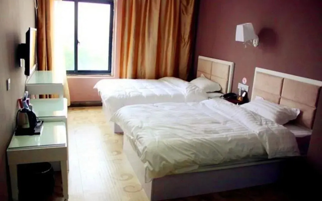 Lan Jue Hotel