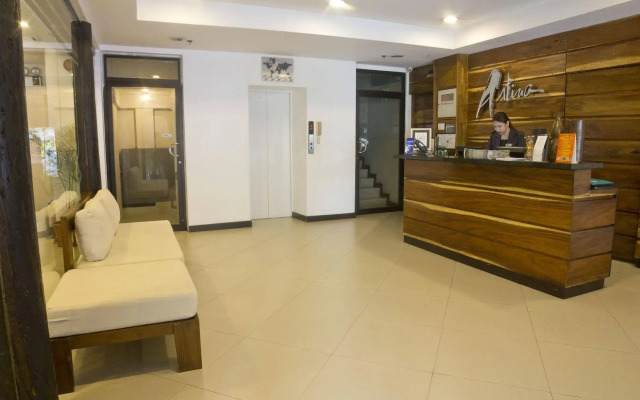 Artina Suites Hotel