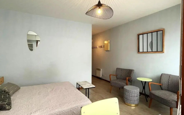 Appartement Aix-les-Bains, 1 pièce, 2 personnes - FR-1-555-10