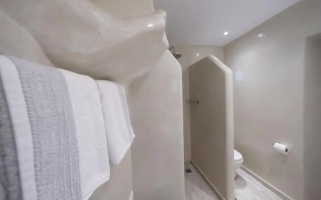 Elia Cave Suites