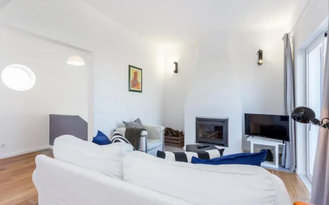 Casa Furneaux by Seewest