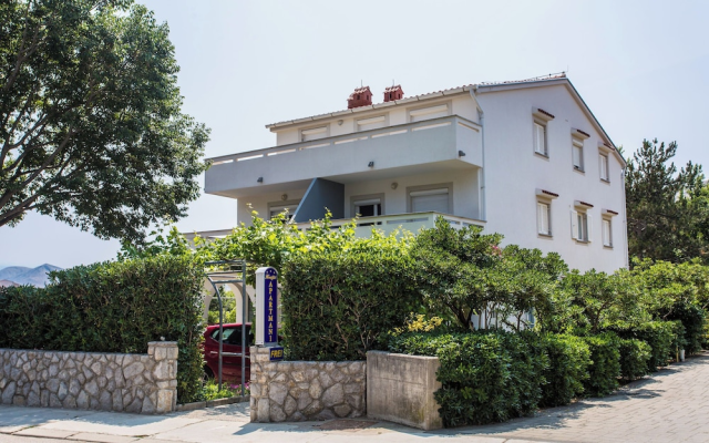 Apartments Dorijana