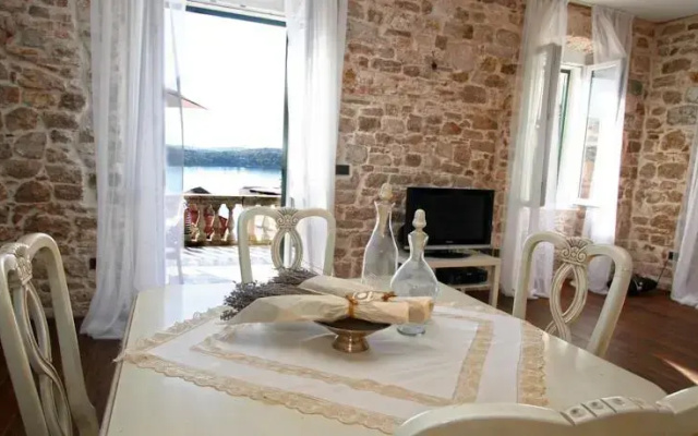 Grand Terrace Sea View Apartments
