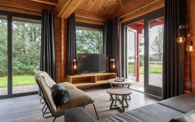 Lodge by the Lake in Arcen's Tranquil Nature