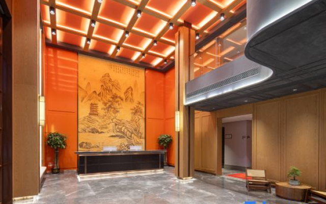 Ramada Encore By Wyndham Wuhan Station