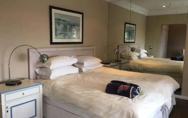 123 Ocean View Drive Apartment