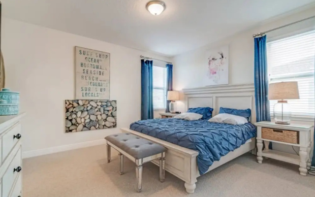 Family Friendly 9 Bedroom 8.5 Bathroom