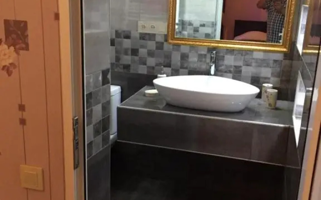 Hotel Good Luck