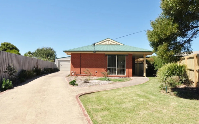 Serrell BY THE SEA - Free Wifi - PET Friendly