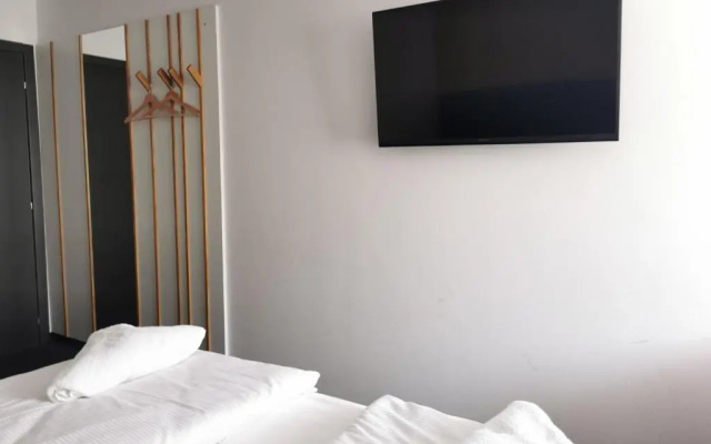 Cha Cha Rooms