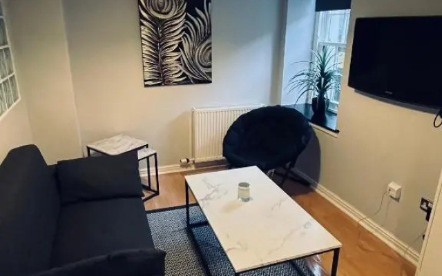 Cosy studio flat