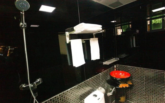 3 Xia Da Ren Hostel (Student Apartment)