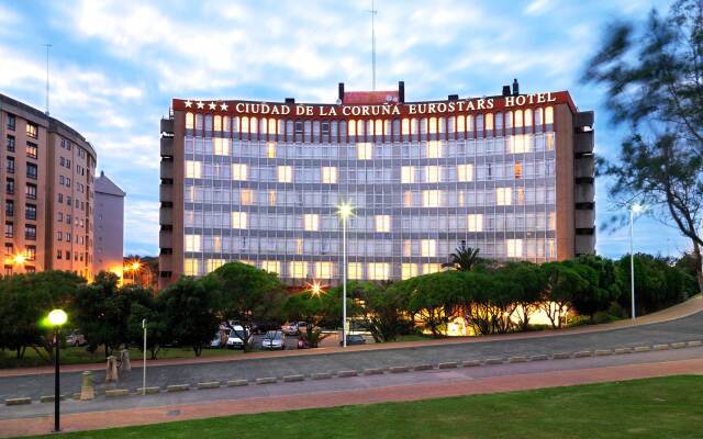 Отель Eurostars Ciudad De La Coruna Hotel Испания, Ла-Корунья - 1 отзыв об отеле, цены и фото номеров - забронировать отель Eurostars Ciudad De La Coruna Hotel онлайн вид на фасад