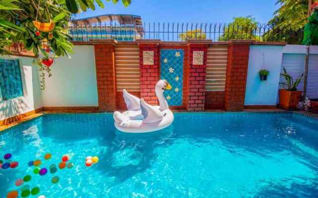 4 Bedroom Pool Villa 2  km from Walking street 2