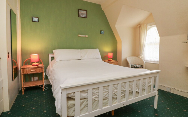 Beaufort House