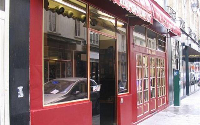 Hotel Du Pont Neuf Париж вид на фасад