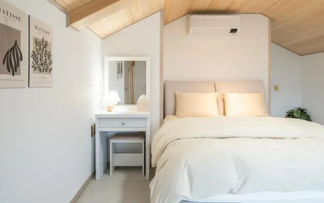 Namhae Eagless Poolvilla Pension