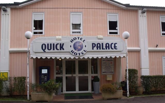 Отель Quick Palace Auxerre вид на фасад