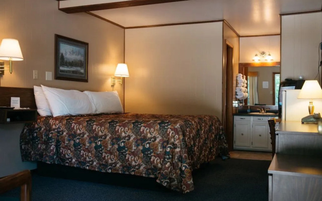 Marina Motel