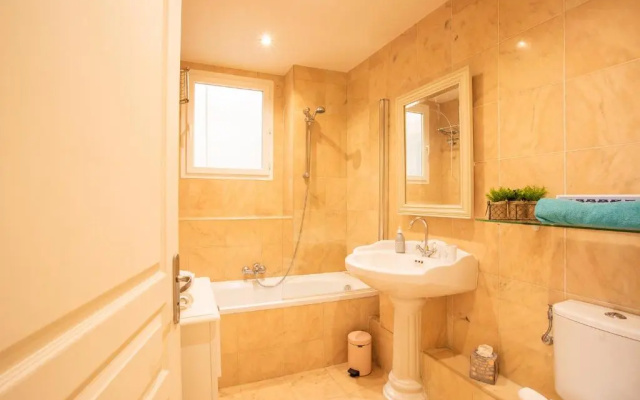 Le Foch Ap4244 by Riviera Holiday Homes