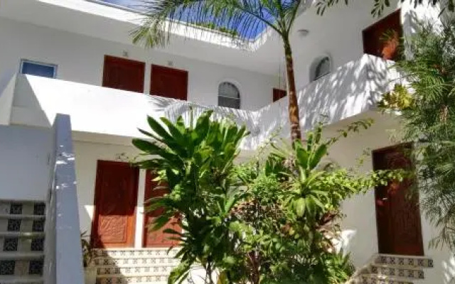 Tropical Casablanca Party Zone