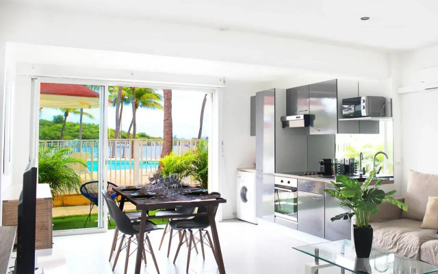 Blue Vista - 1 Bedroom Condo in Nettle Bay