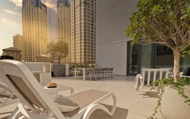 LUX - Contemporary Suite Dubai Marina